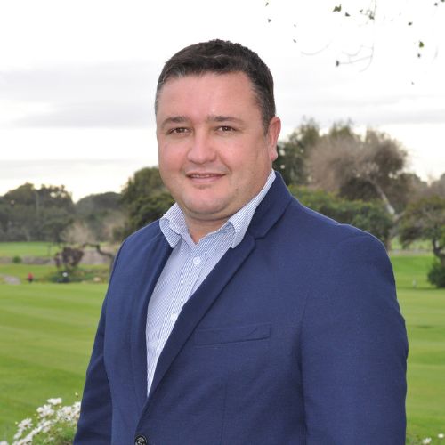 Corne Pelser - General Manager
